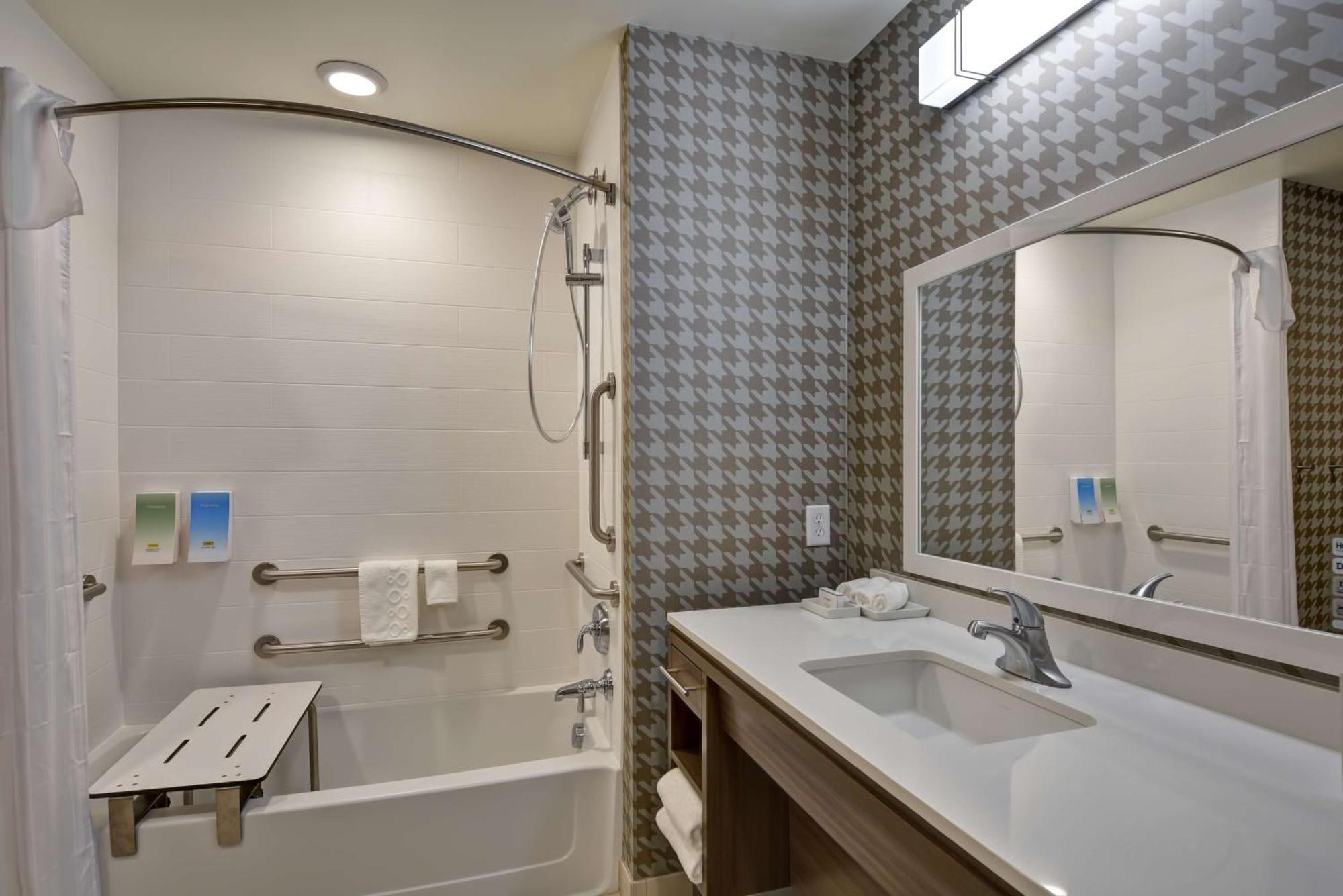 Home2 Suites By Hilton Lafayette Bagian luar foto